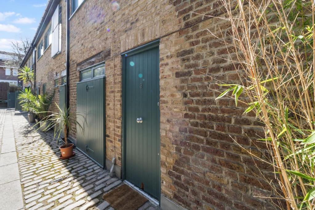 2 Bed Private Townhouse Mews, King's Cross Lejlighed London