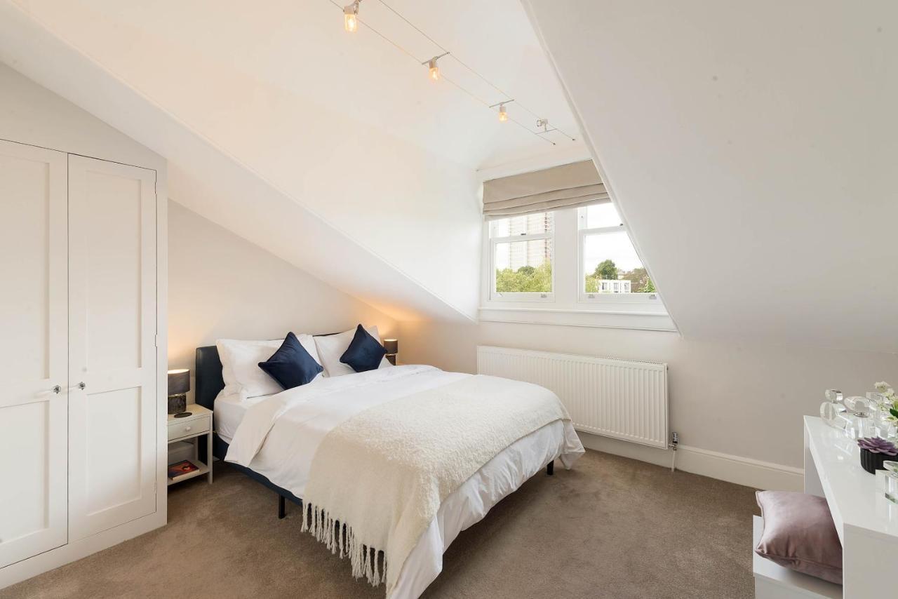Appartamento Lovely With Park Views Londra