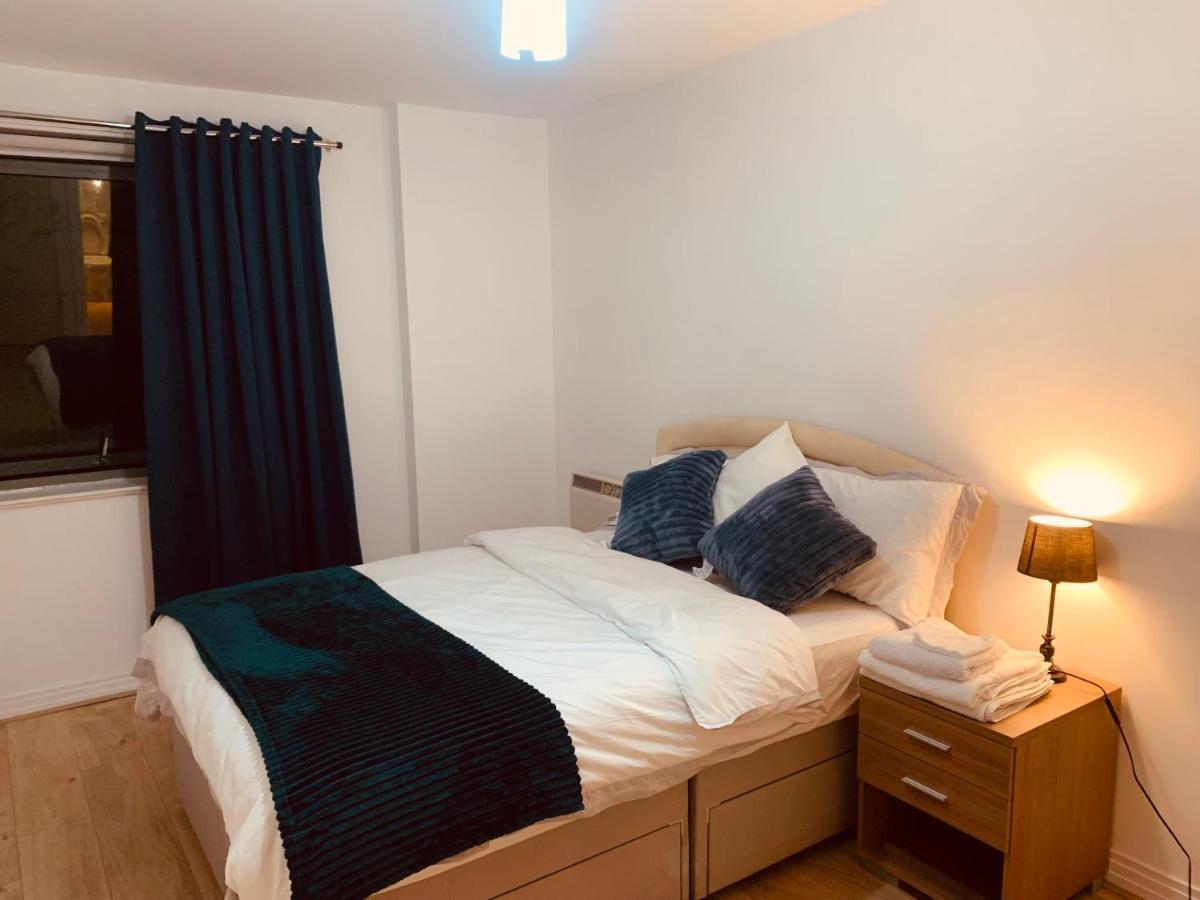 Leilighet North Acton Flat London