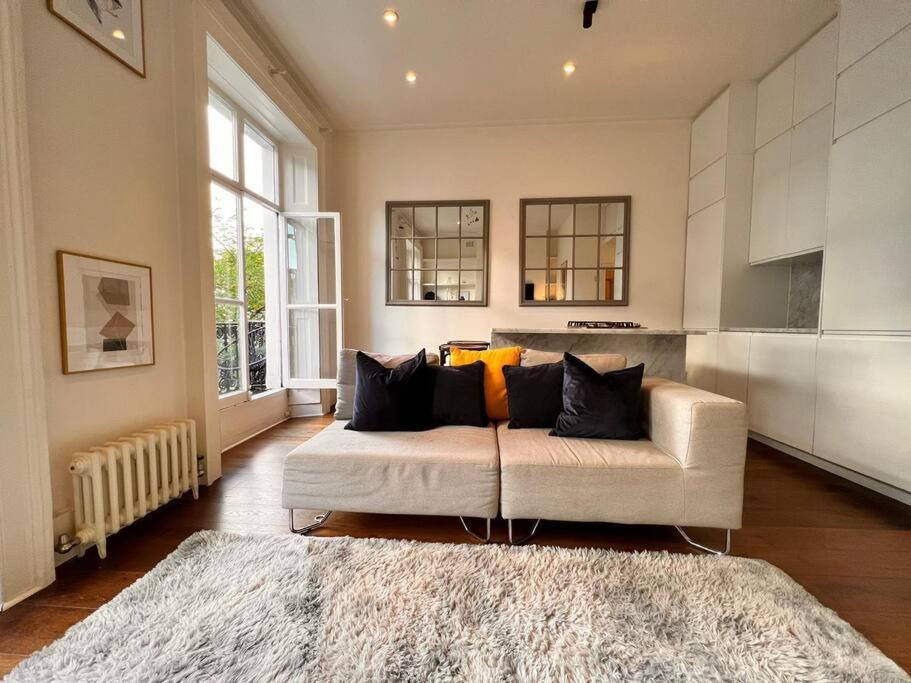 Little Gem In The Heart Of Chelsea Leilighet London