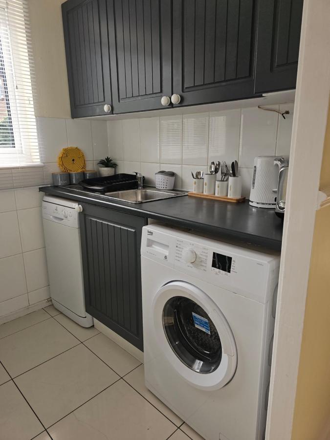 Appartamento In Beckton. Docklands. Airport. Londra