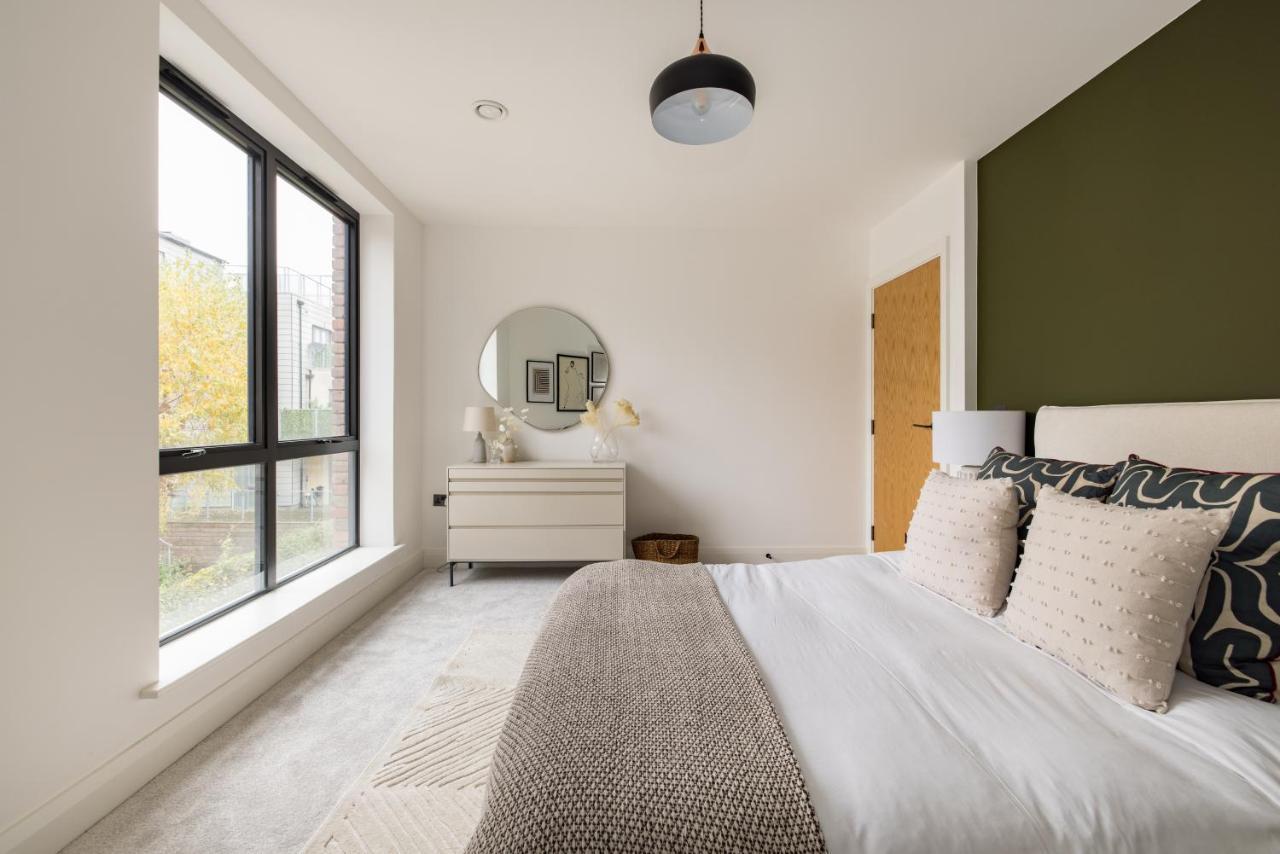 The Wembley Hideout - Stylish 2bdr Flat With Balcony Appartement *