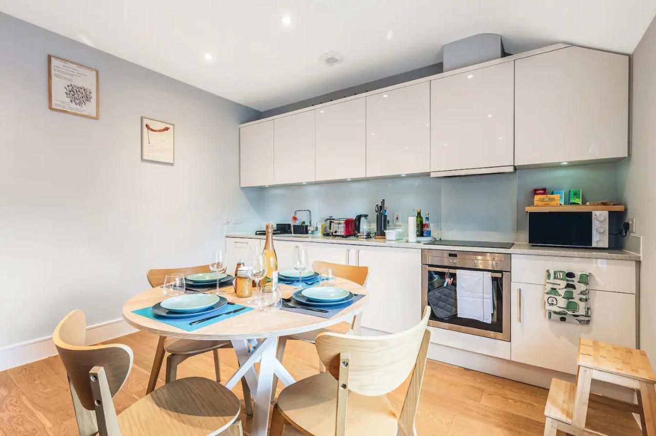 Pass The Keys Cosy Elegant Shepherds Bush Flat Lägenhet