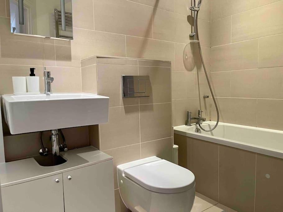 Apartment Shad Thames By Condokeeper London