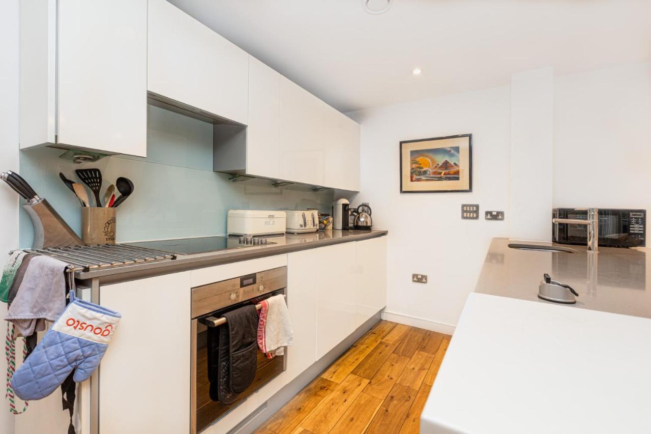 Immaculate 2br Flat, Greenwich, 2 Min Maze Hill St Appartement
