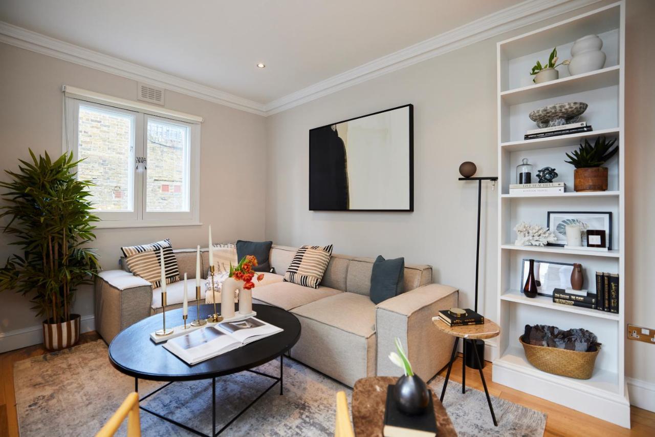 The Earl's Court Space - Modern 2bdr Flat With Terrace + Parking London