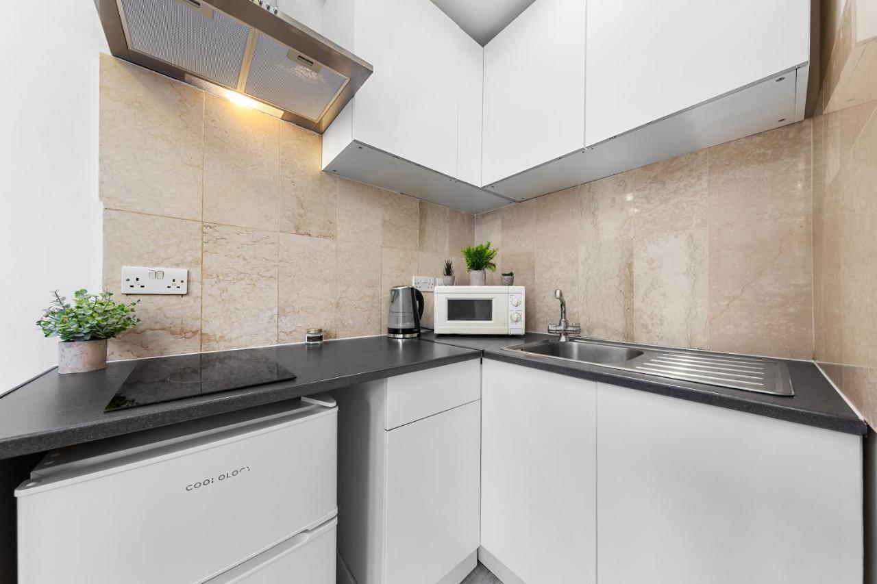 Apartment Bayswater London