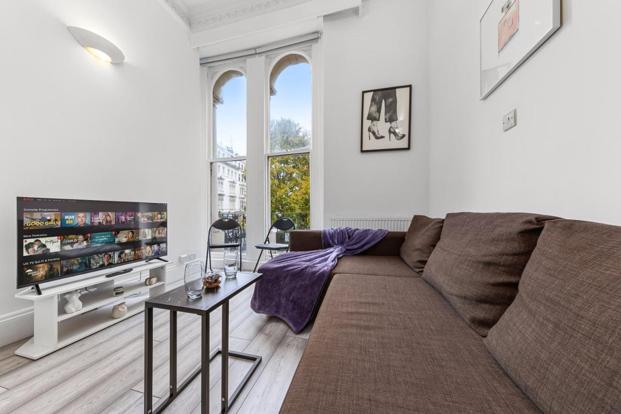 Apartment Bayswater