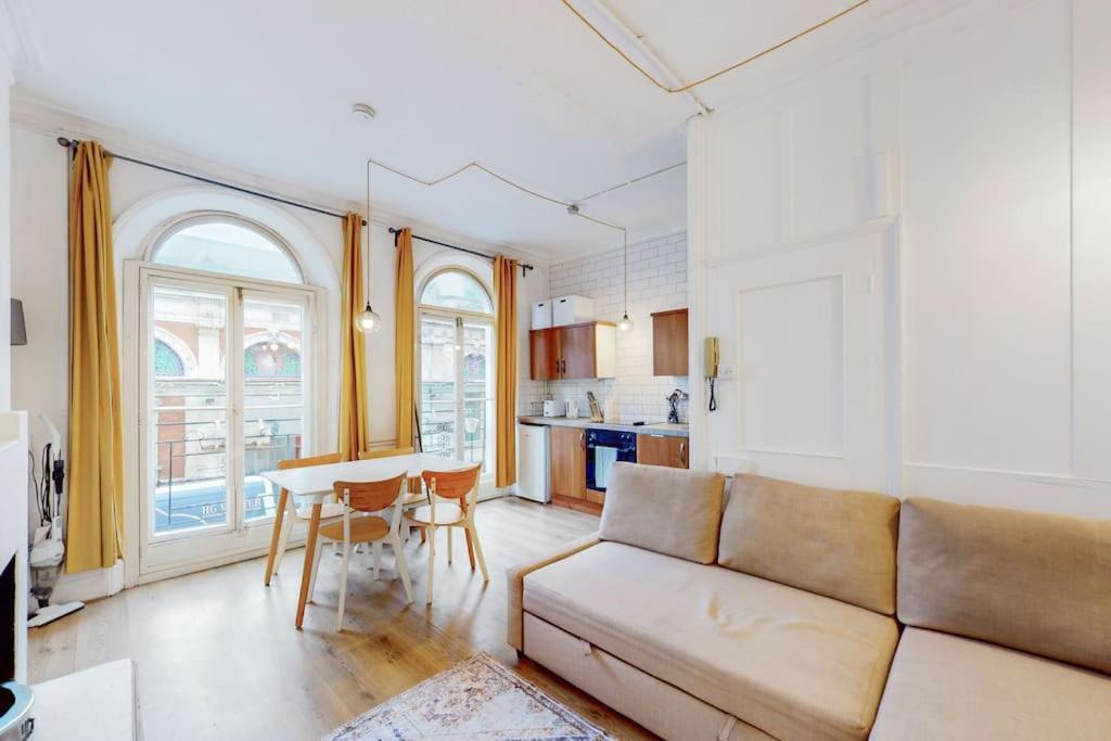 Ferienhaus Modern 2 Bed Maisonette In Farringdon Barbican London