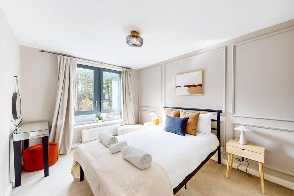 Stunning 2 Bed With View Of The Shard Appartement