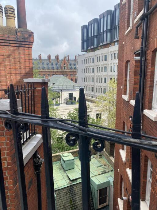 Stylish 2br Retreat In King's Cross, Londen