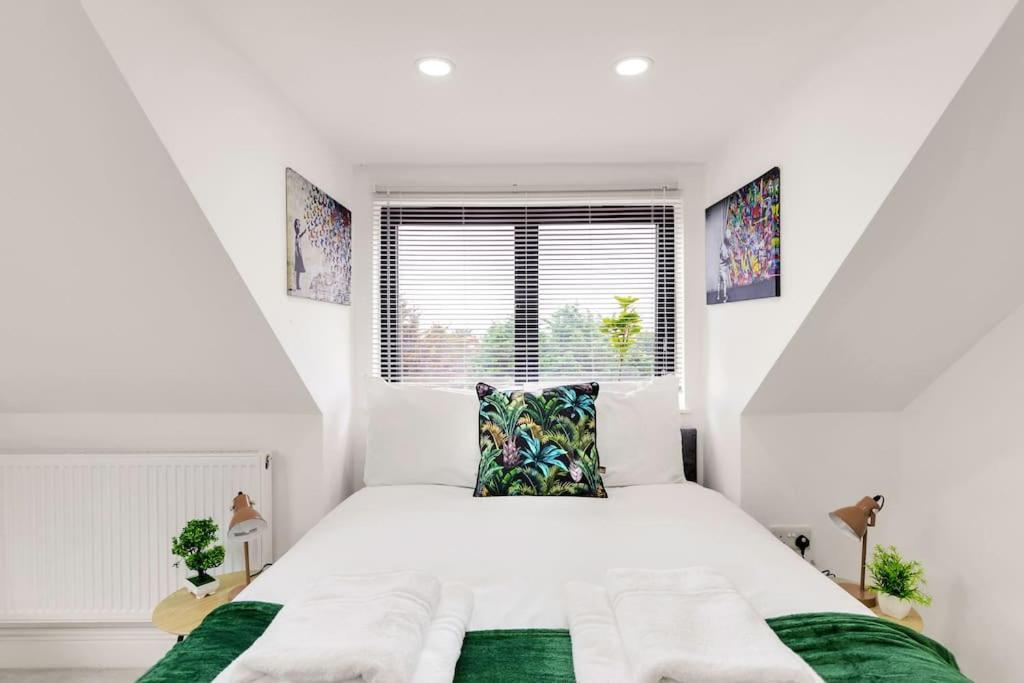 Appartement Modern 5 Occupancy Flat Free Parking & Views Londres