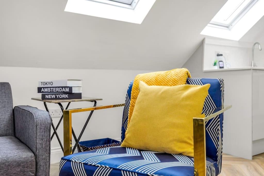 Modern 5 Occupancy Flat Free Parking & Views Appartement Londres