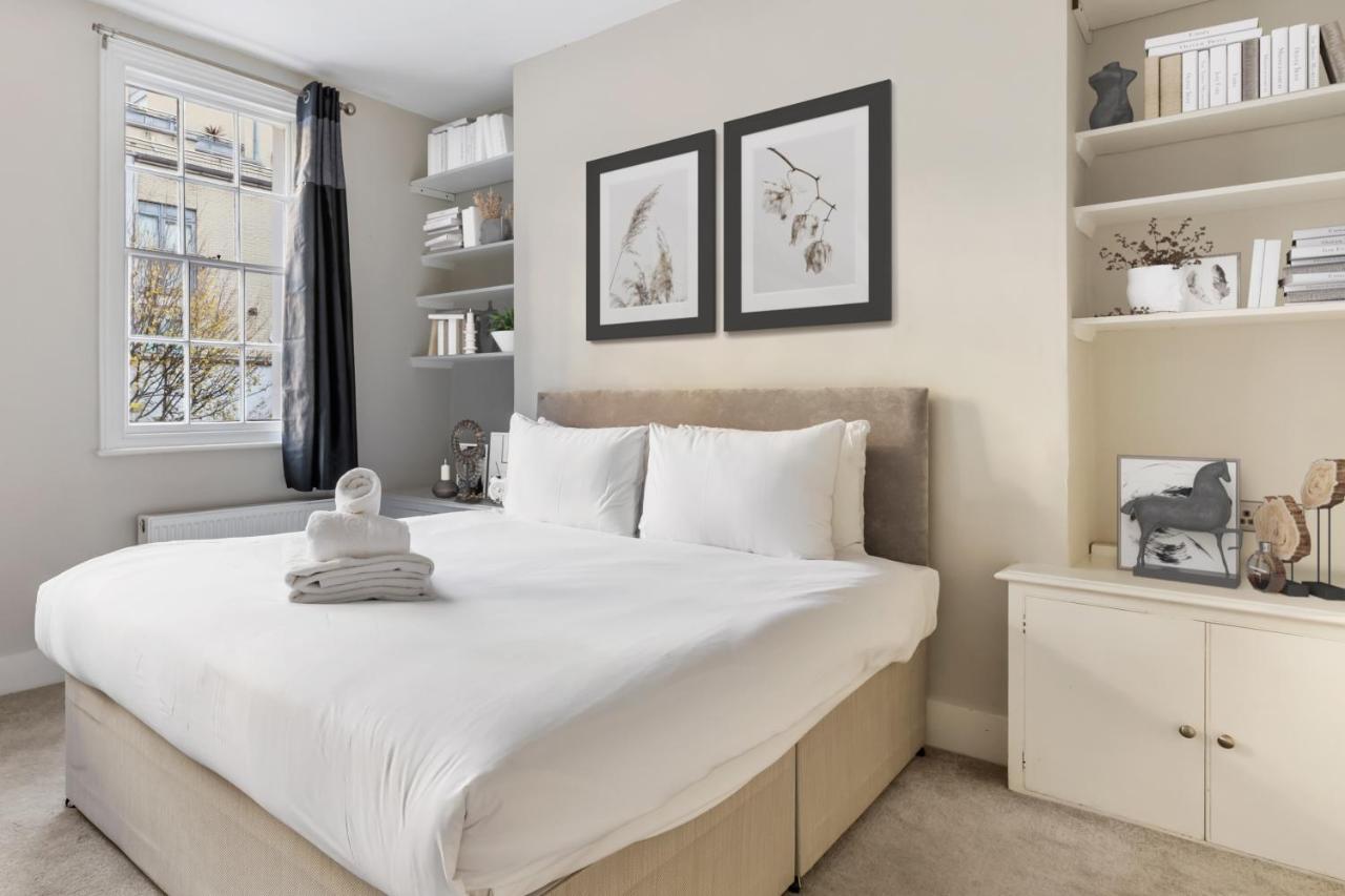 Vakantiehuis Luxurious 2-bed With Private Sauna By Dena Elite Collection