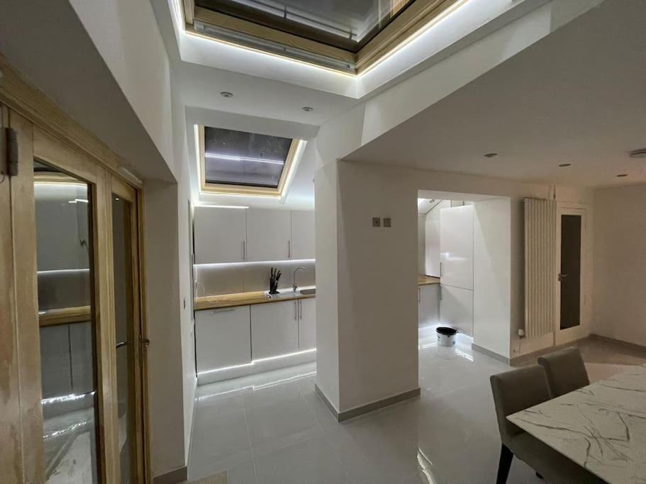 A Beautiful Terraced House In Central Hébergement de vacances *
