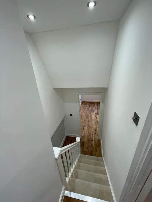 A Beautiful Terraced House In Central * Londres