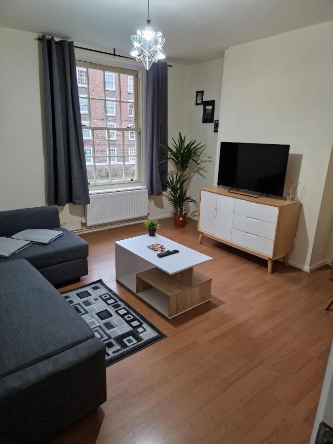 Waterloo - Zone 1 - Spacious One Bedroom Flat * Londra