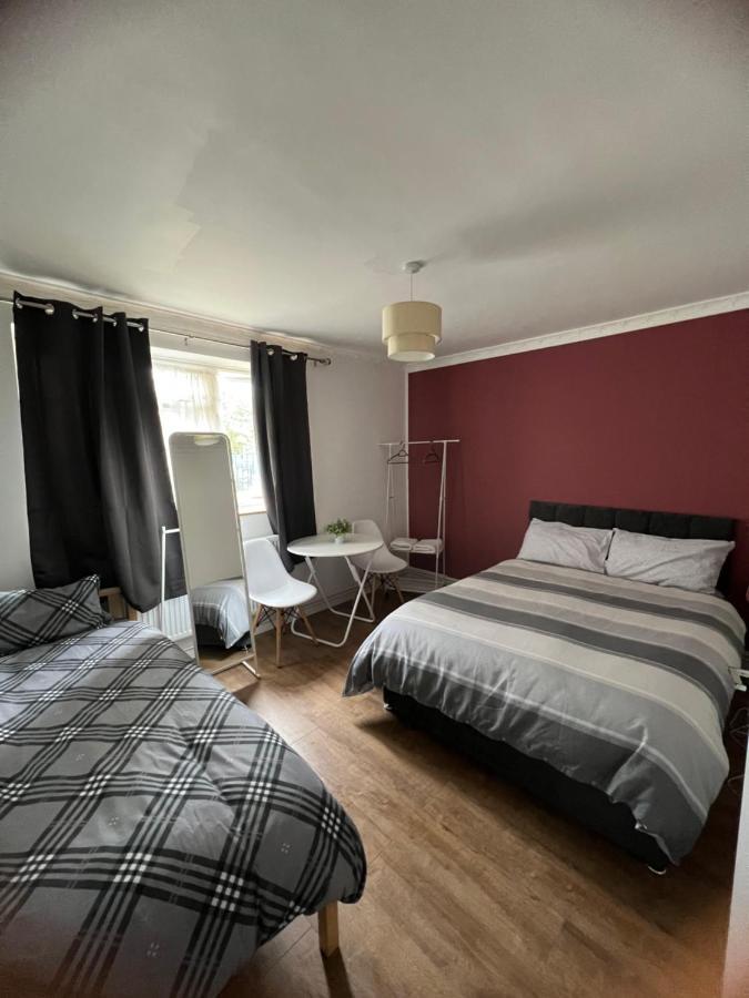 Accommodatie bij particulieren Large With Two Bed In Londen