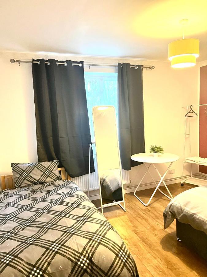 Large With Two Bed In Accommodatie bij particulieren