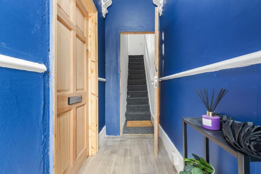 Appartement Cosy 3 Bed Flat 15mins To Kings Cross Londen