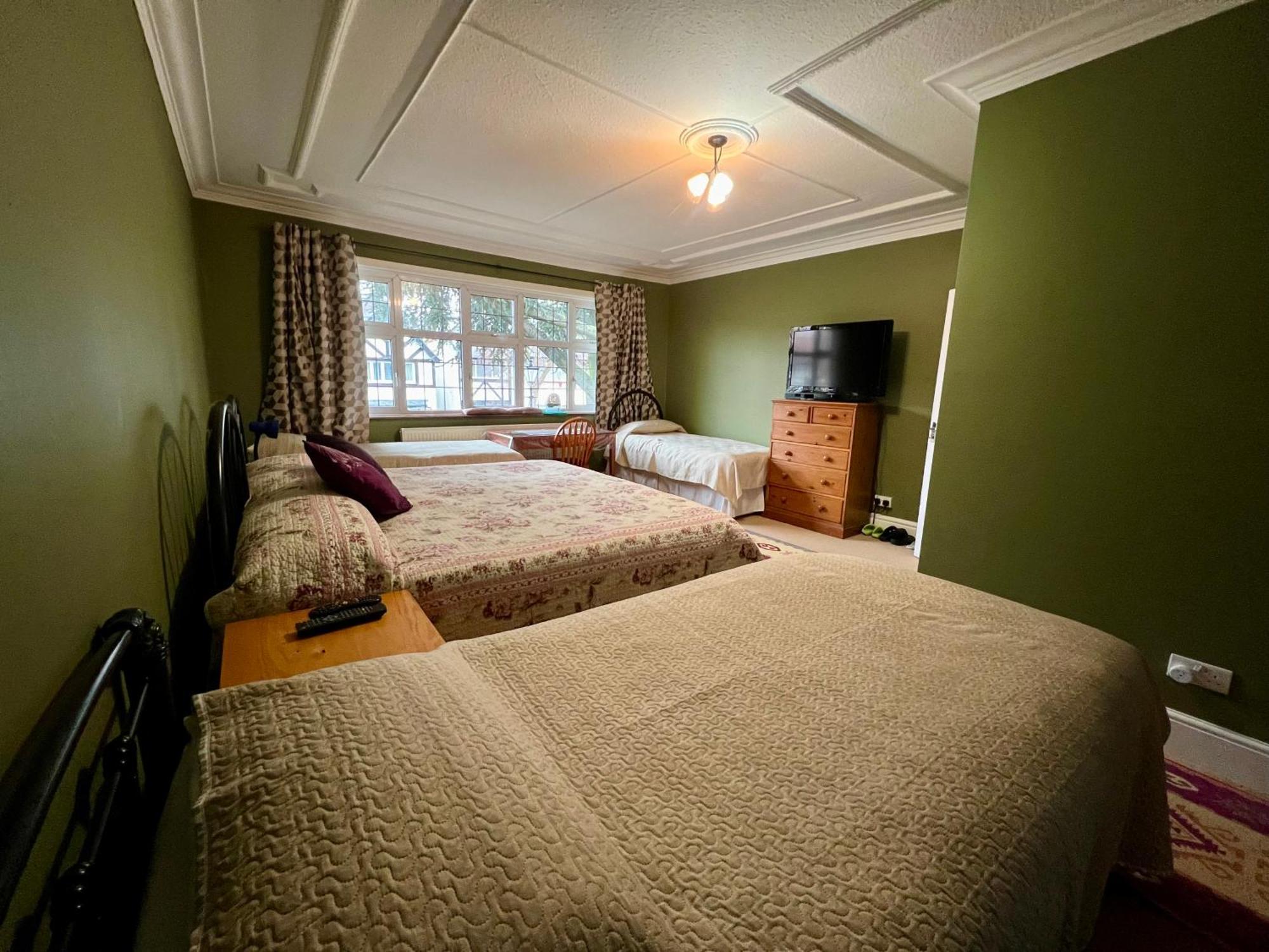 Saint Gabriel'S Road Guesthouse Guest house
