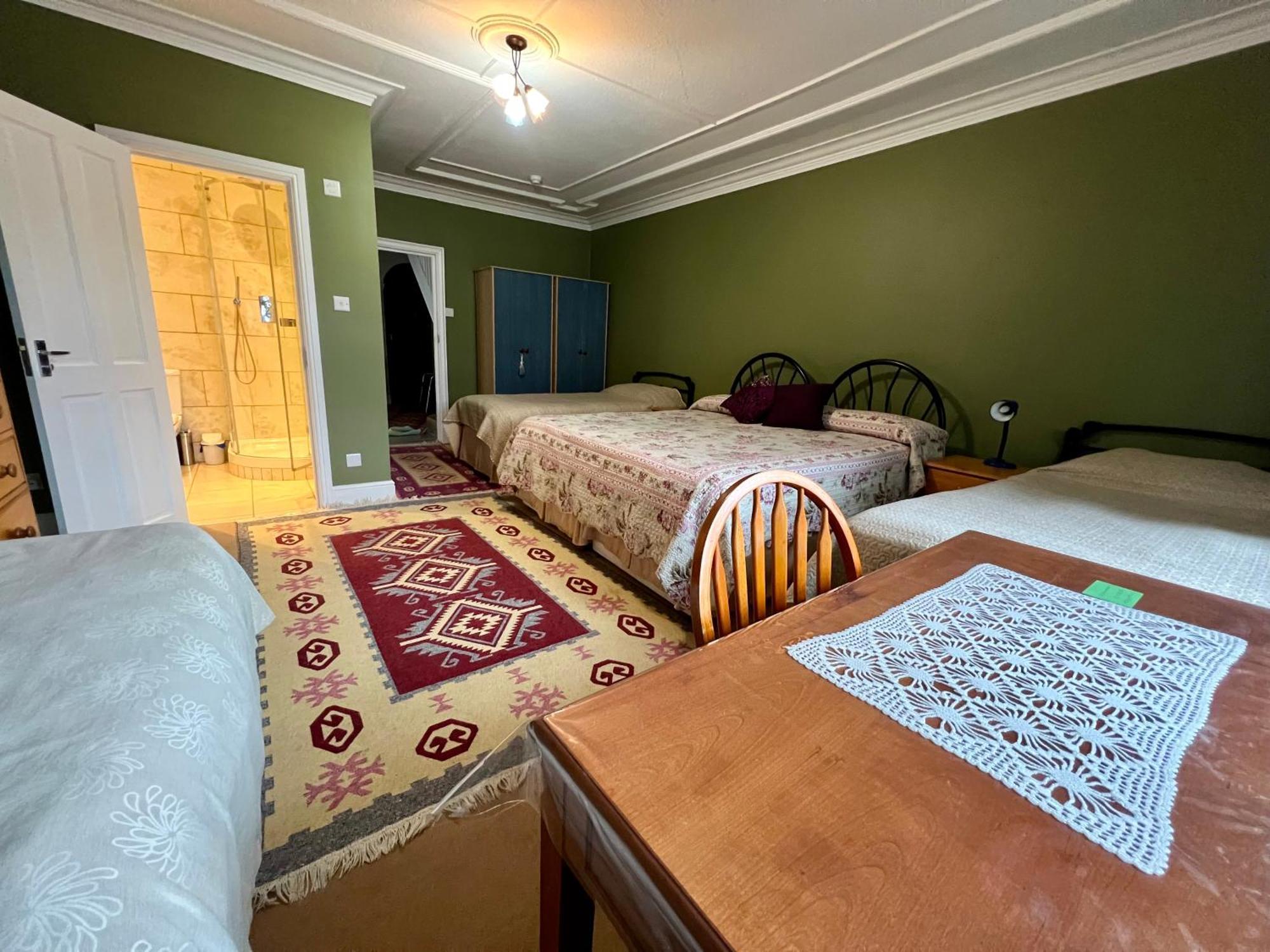 Guest house Saint Gabriel'S Road Guesthouse *