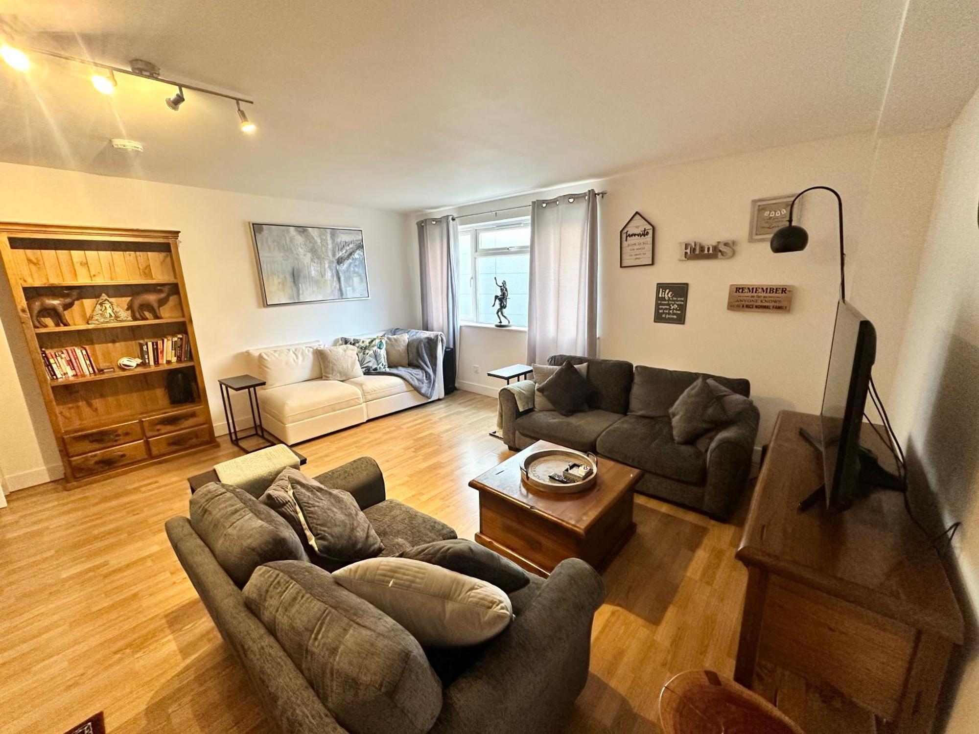 Bermondsey Apartment