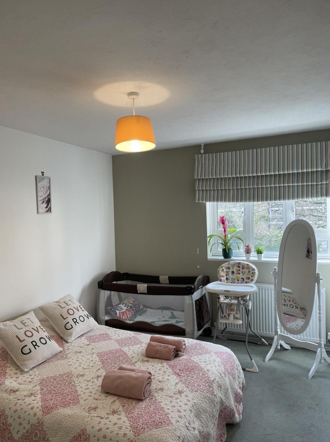 Lägenhet Stunning Flat Close To Regents Park And Euston Station! London