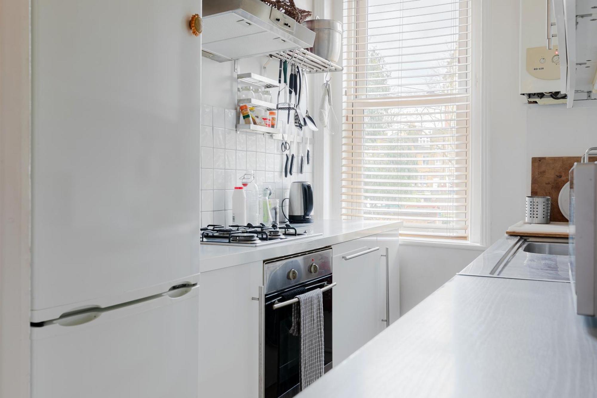 Apartment Artistic Pied-a-terre, Steps From The Tube, Moments From London's Heart *