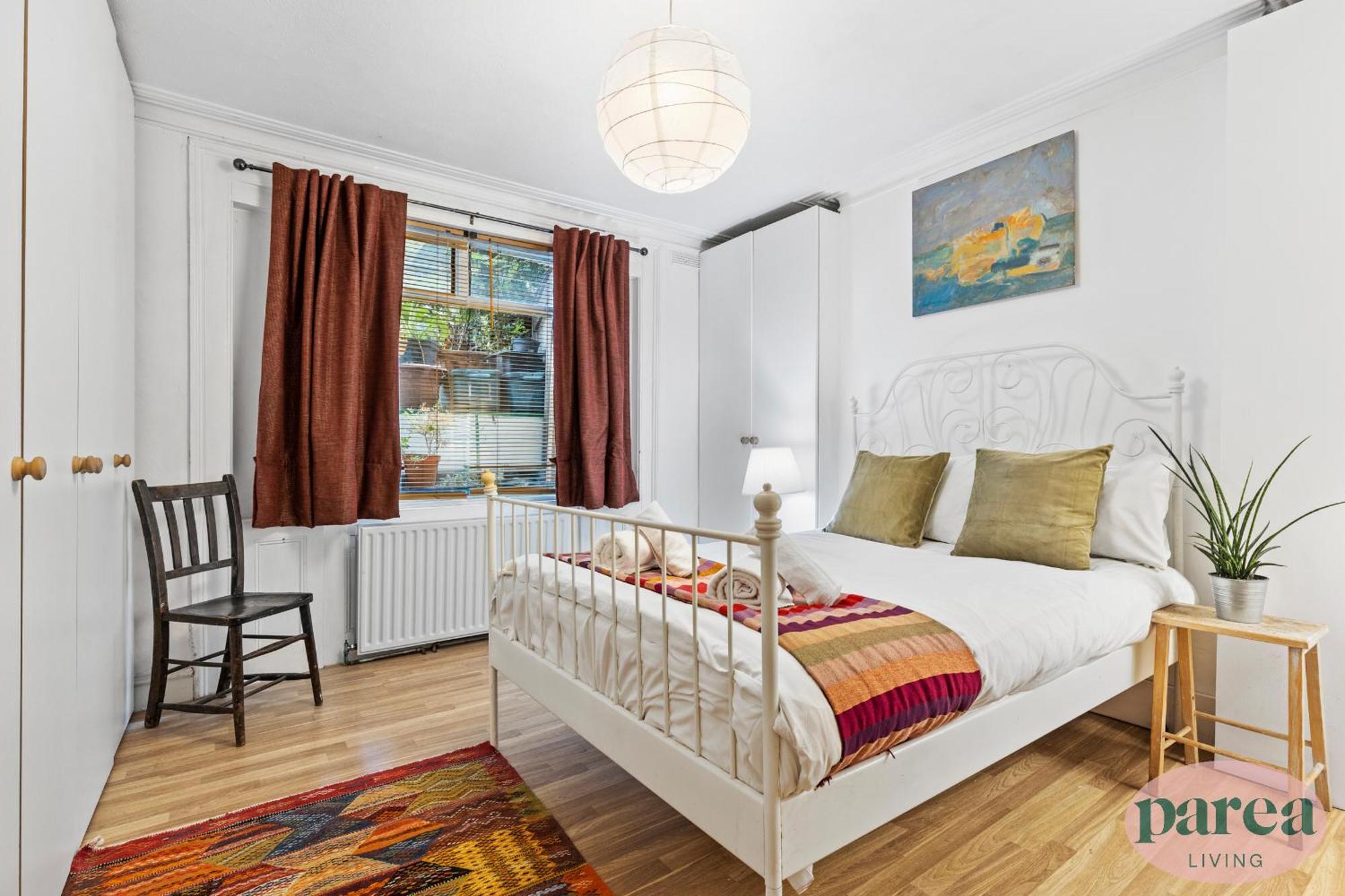 Parea Living - Cosy 1-bed Artistic Flat At Newington Apartment London