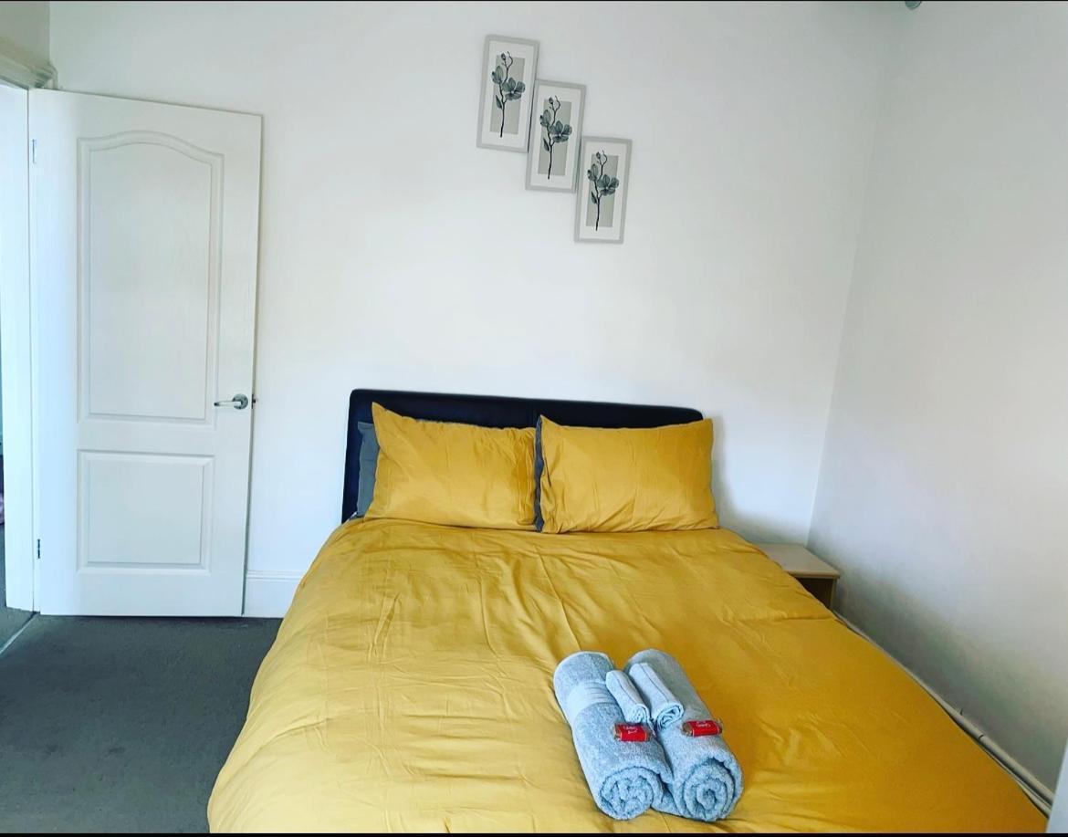 Luxury 1-bed With Stunning Views Perfect For Short In *