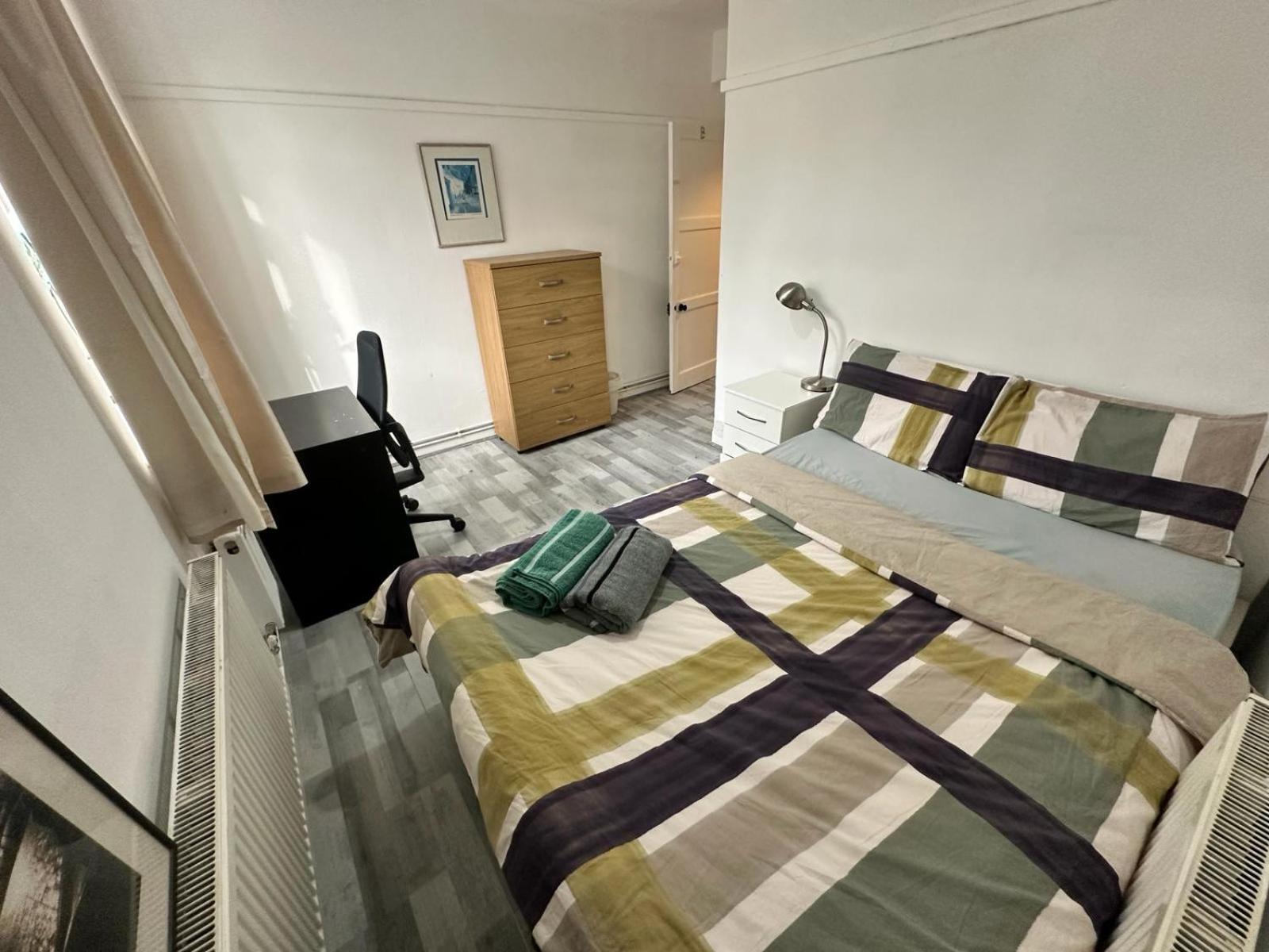 Aldgate East R2 Gjestgiverier *