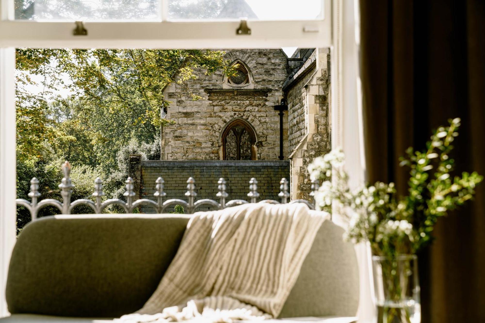 Mason & Fifth, Primrose Hill Apartment *