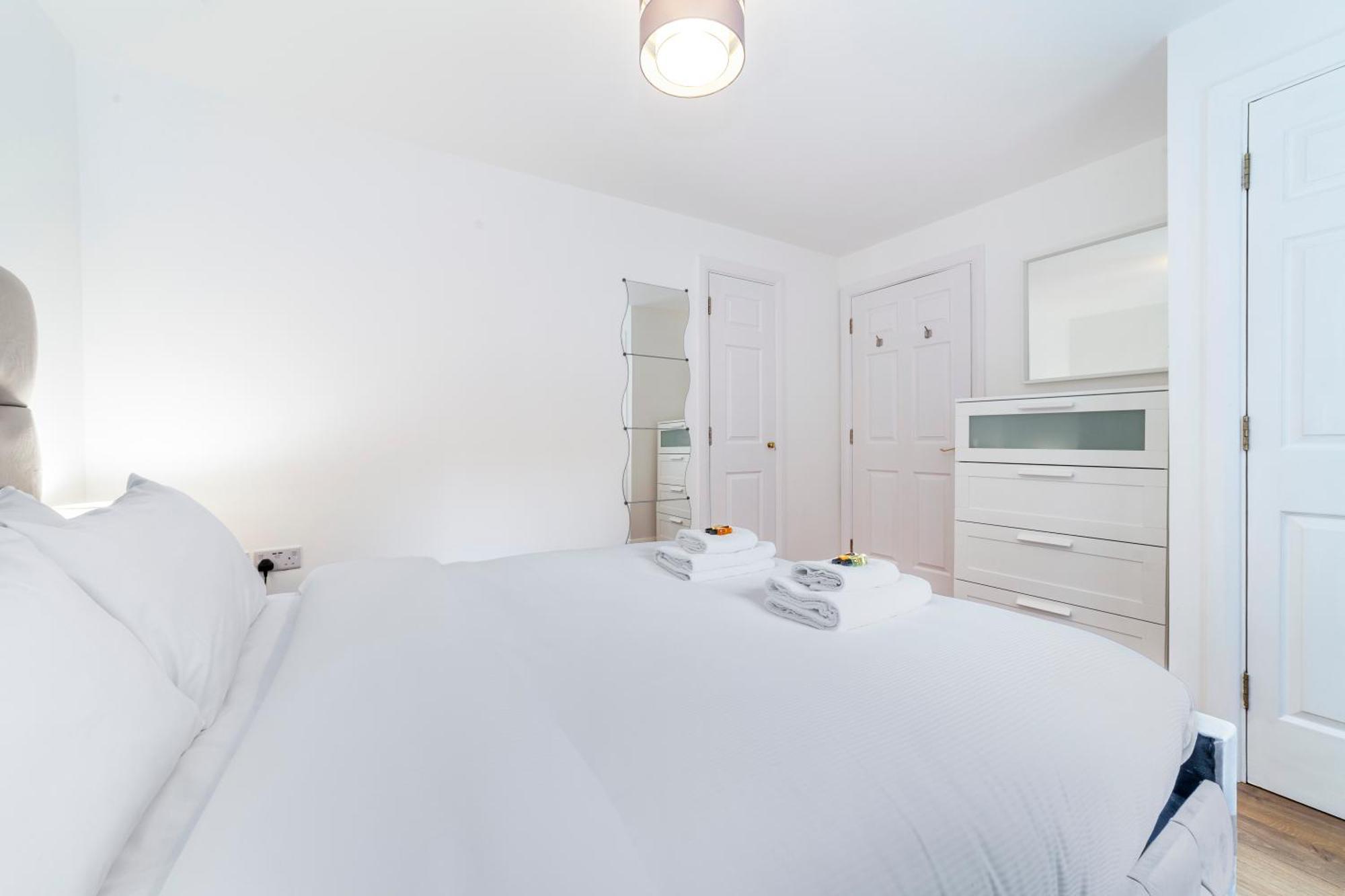 Leilighet Charming 1br W Patio In Battersea *