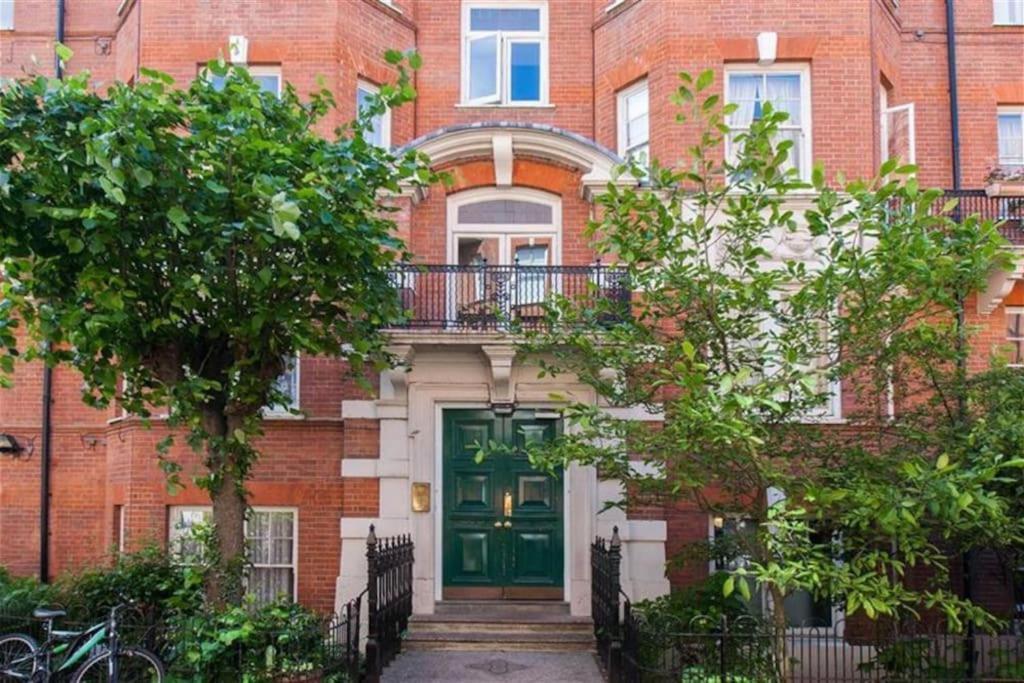 Spacious Flat In West Kensington Appartamento Londra
