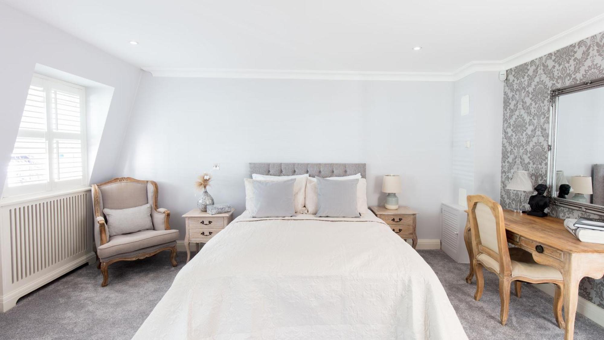 Spacious Quiet 4bedrooms 6beds House With Private Garage 5min Walk To Paddington Station Vakantiehuis *