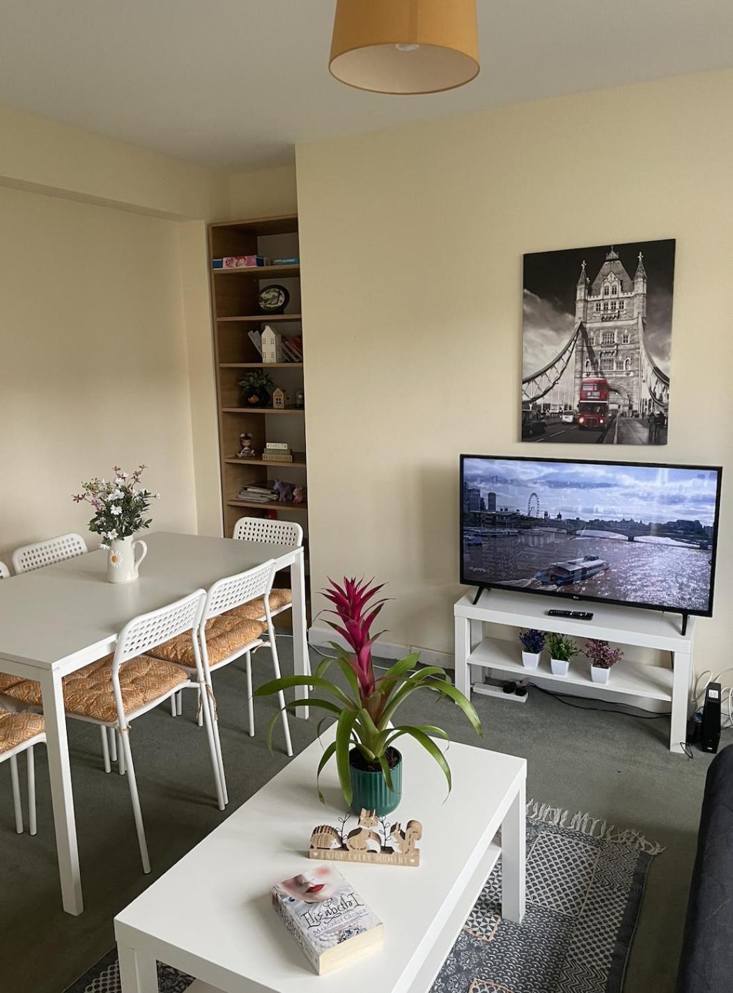 Stunning Flat Close To Regents Park And Euston Station!