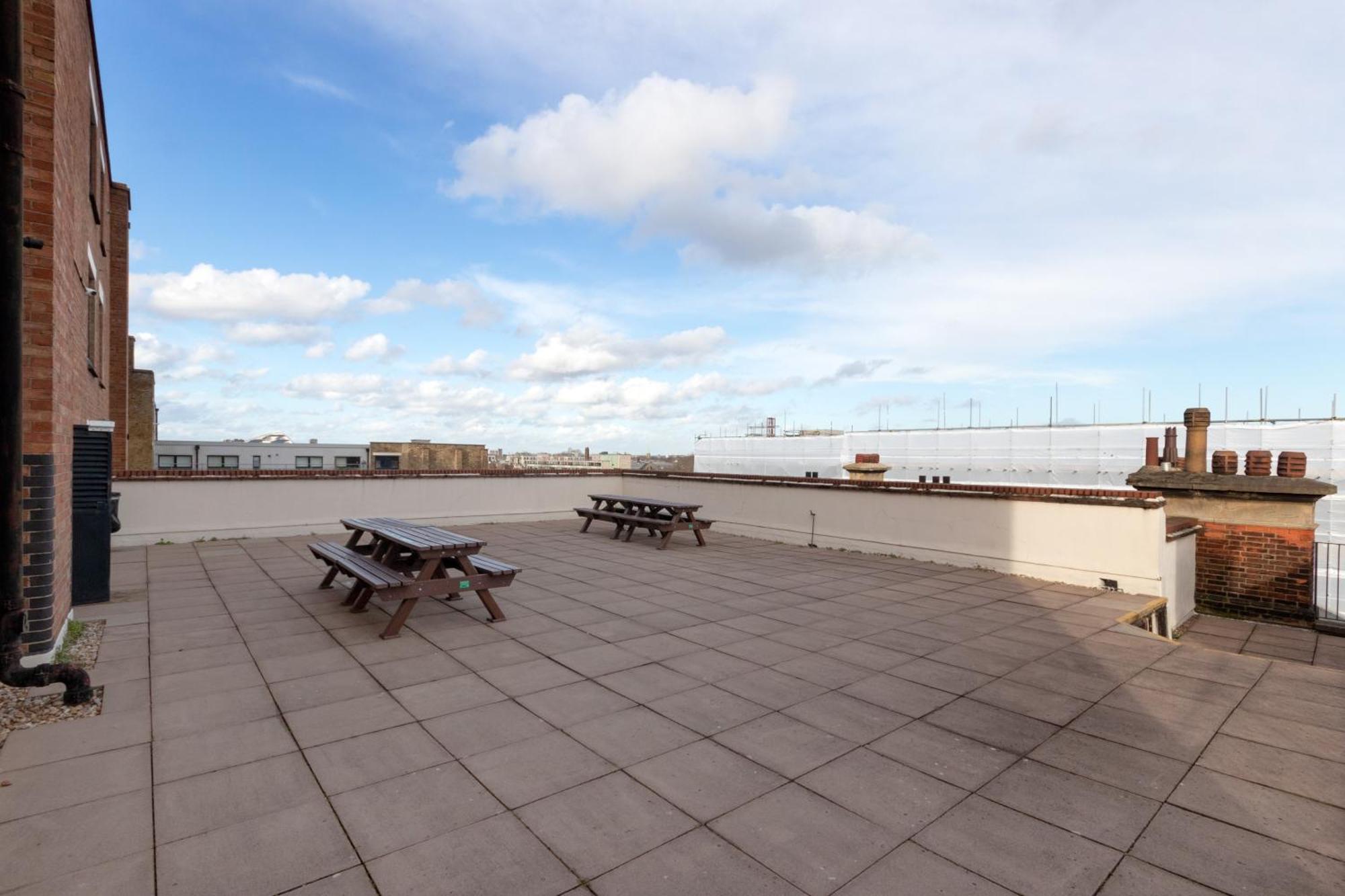 Apartment 2 Bed Bethnal Penthouse