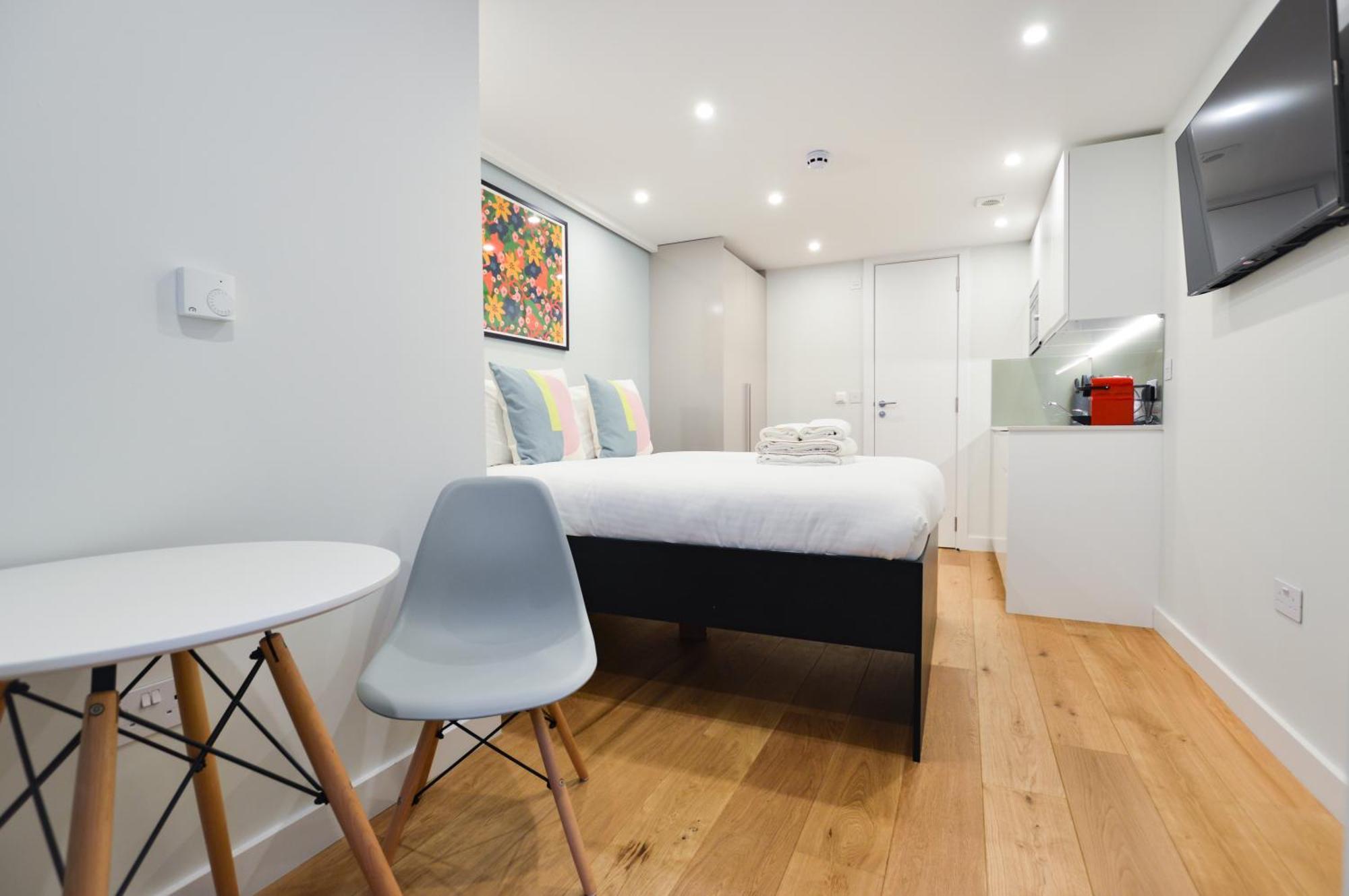 Earls Court East Serviced By Stayprime 3* London
