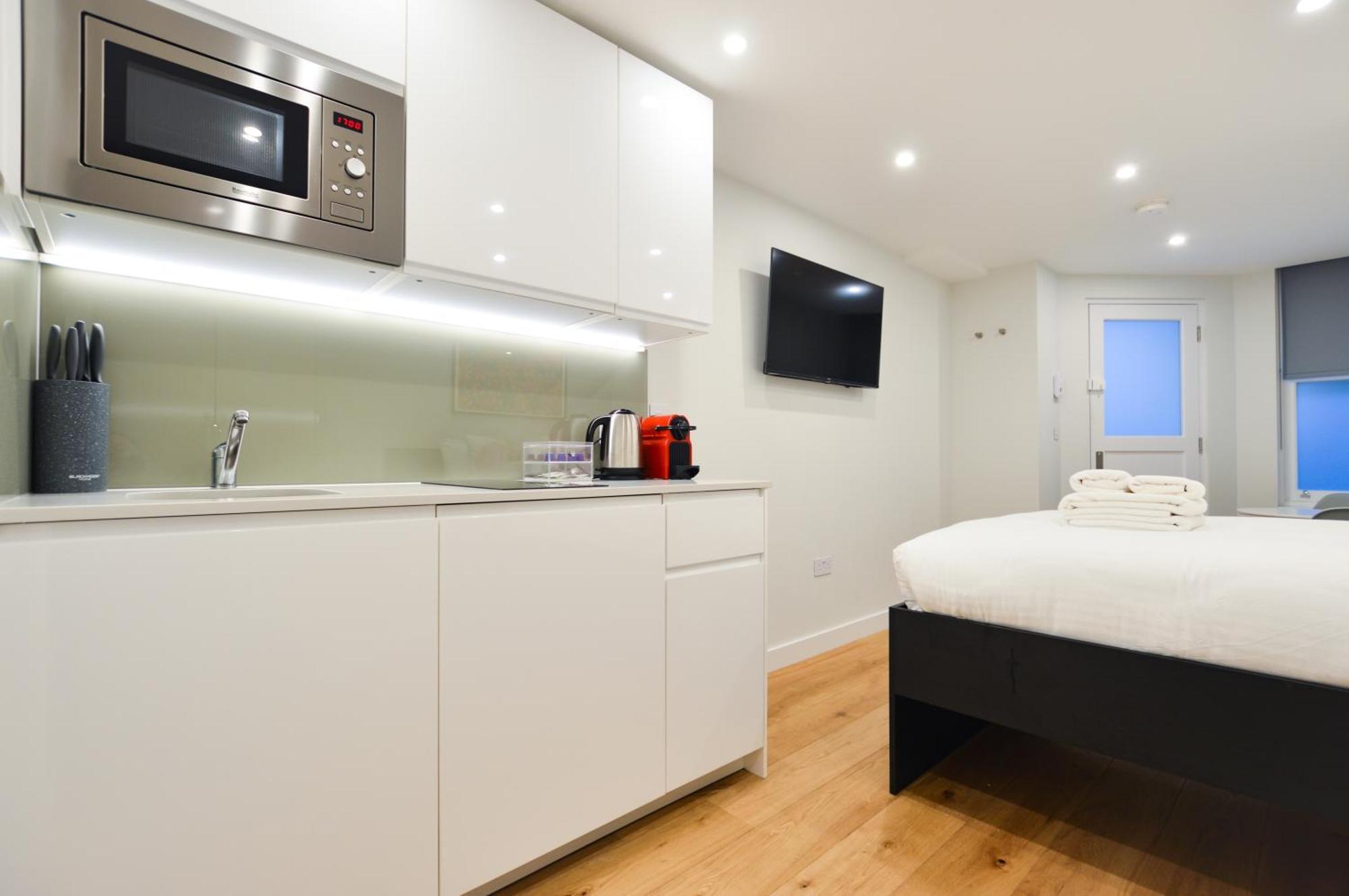 Earls Court East Serviced By Stayprime 3* London