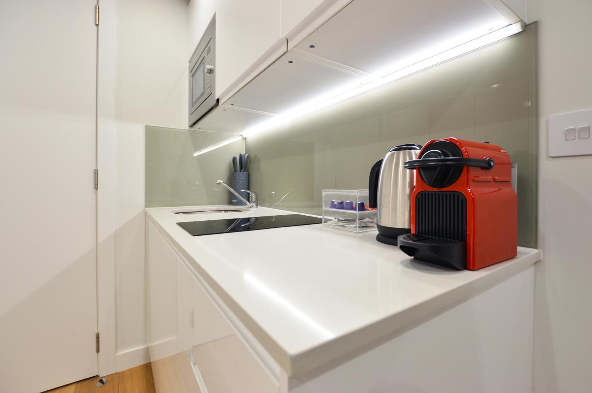 Earls Court East Serviced By Stayprime London