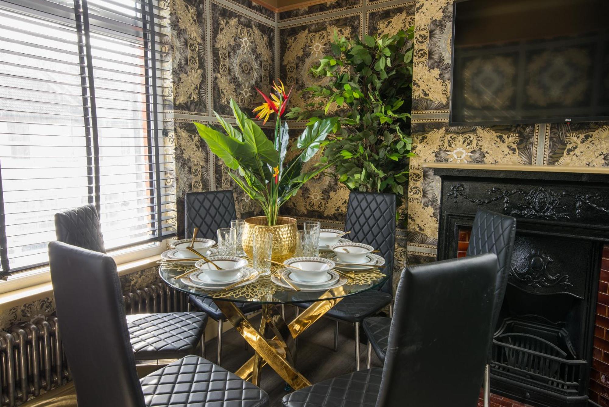 Appartamento Lux Versace 1 Bed, Hot Tub, Pool Table, Sky Tv Londra