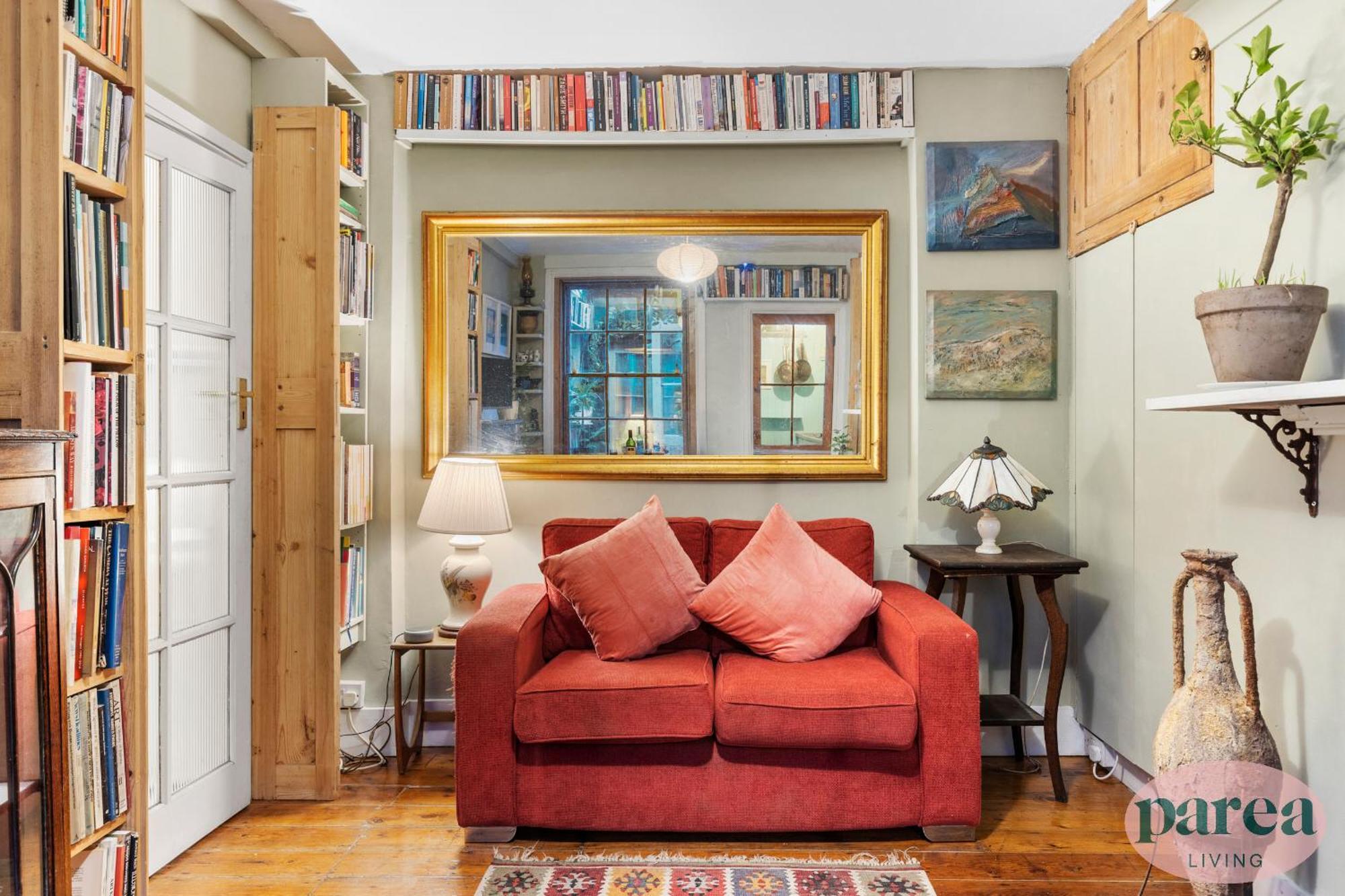 Parea Living - Cosy 1-bed Artistic Flat At Newington Apartment London
