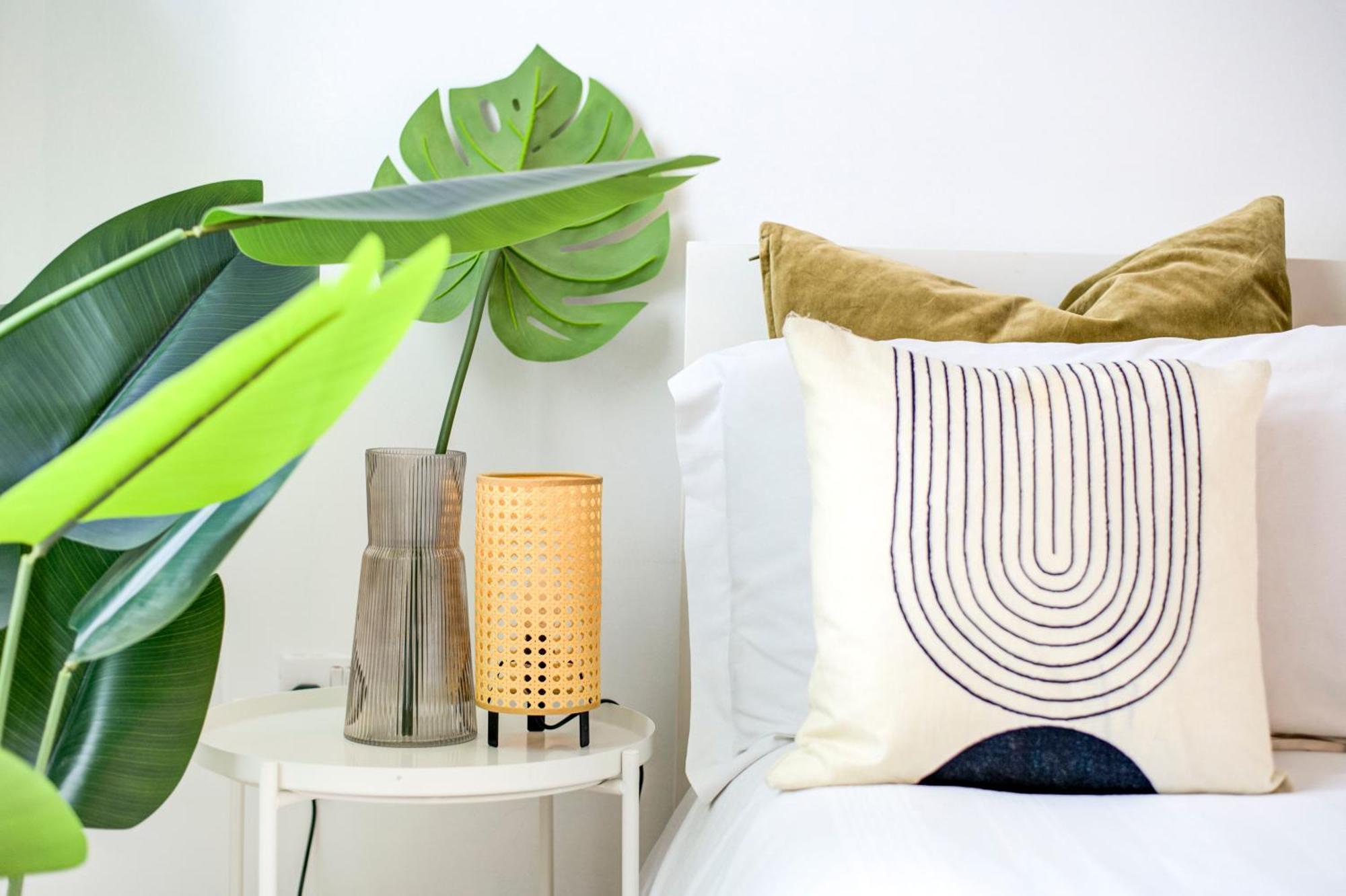 Boho Chic Tower Bridge Gem, Sleeps 8 Appartement
