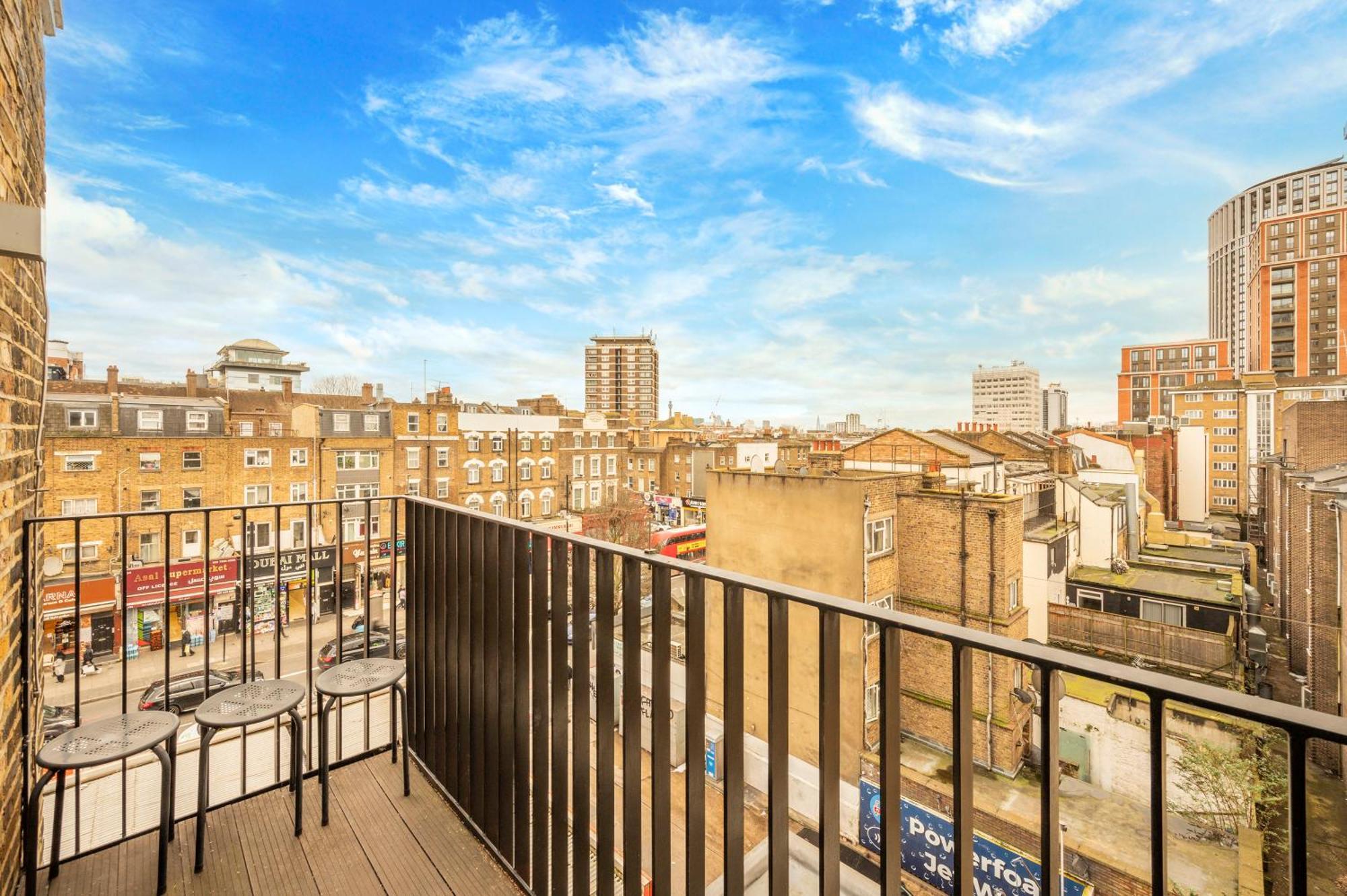 Luxury One Bedroom With Ac, Balcony, Free Coffee * Londra