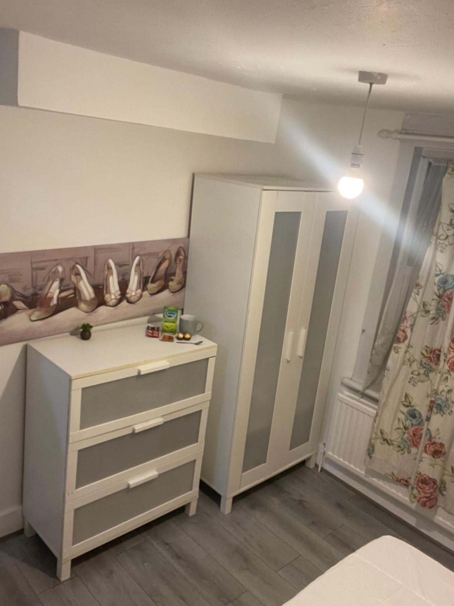 Gasthof Cozy 25 Min Liverpool Street *