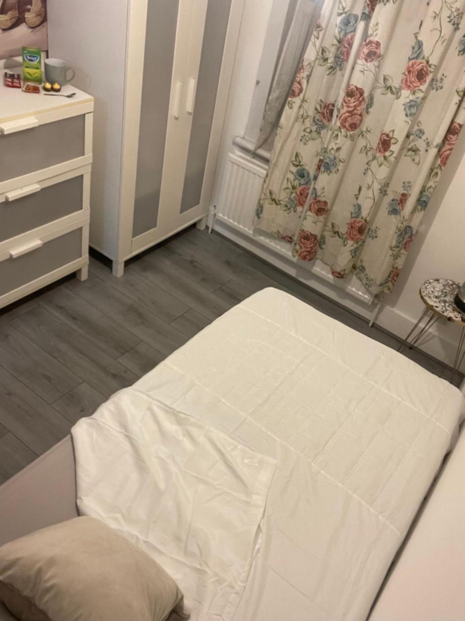 Gasthof Cozy 25 Min Liverpool Street London