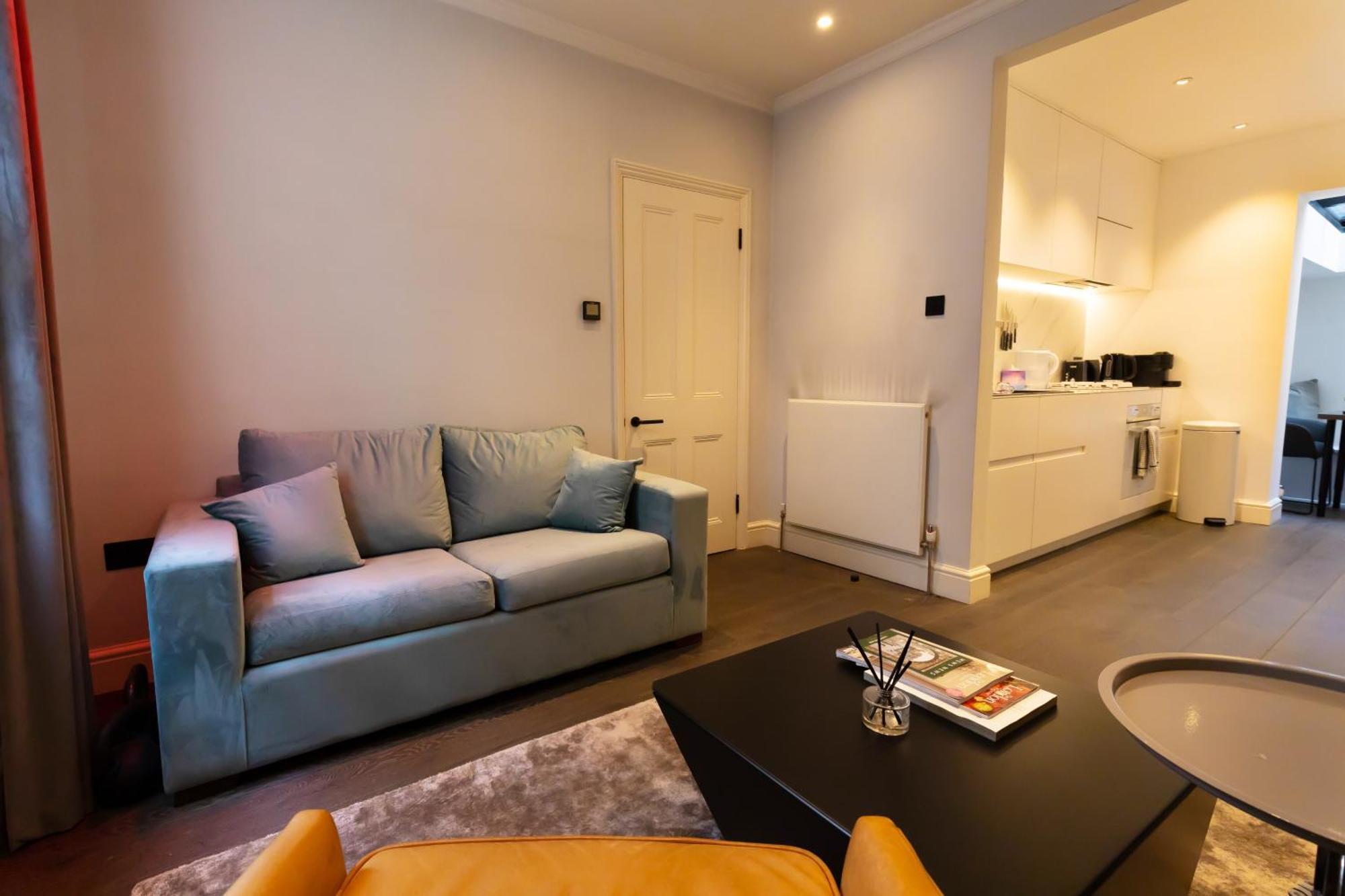 Entire Knightsbridge Mews House Holiday home London