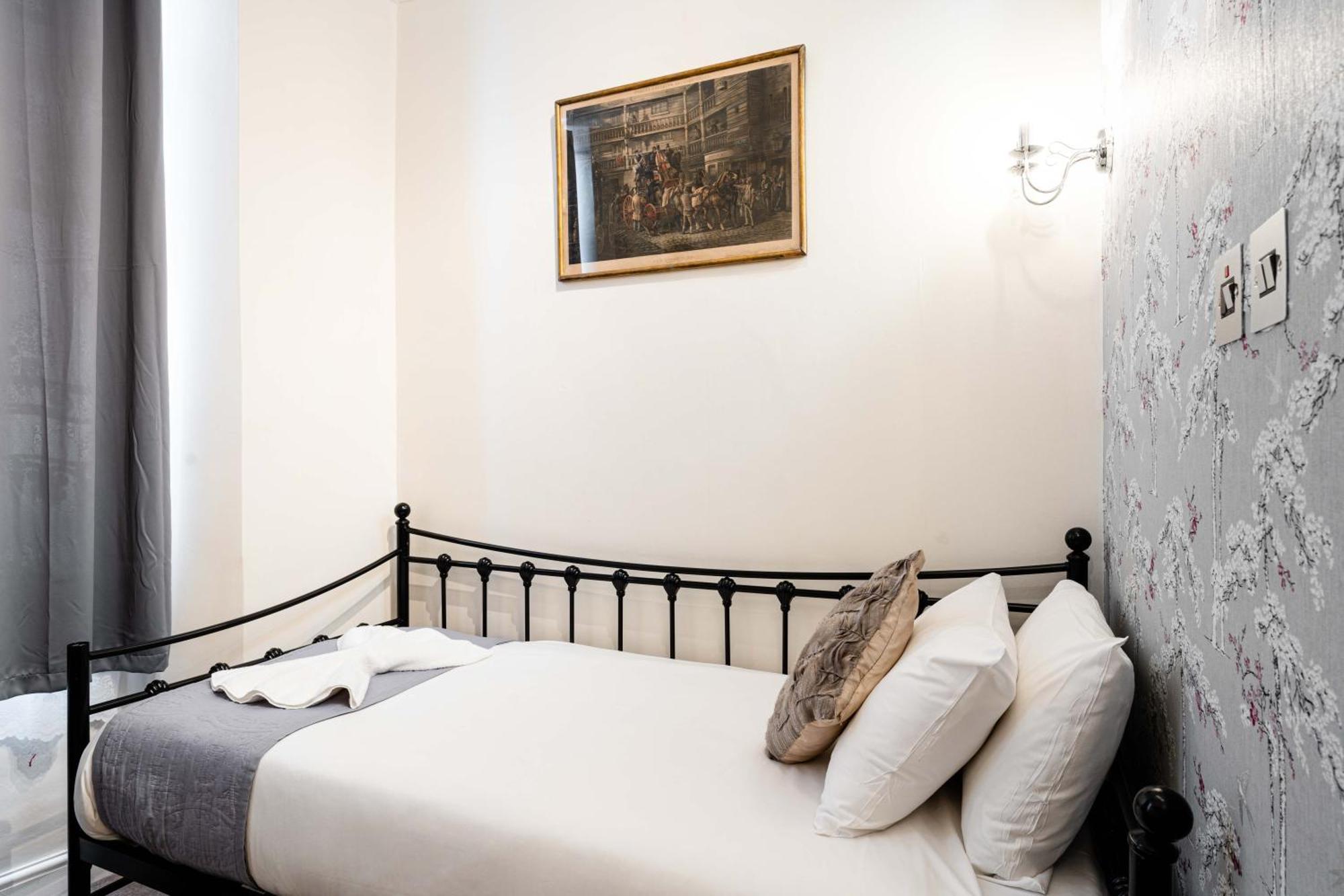 Hotel Lancaster Court 3*