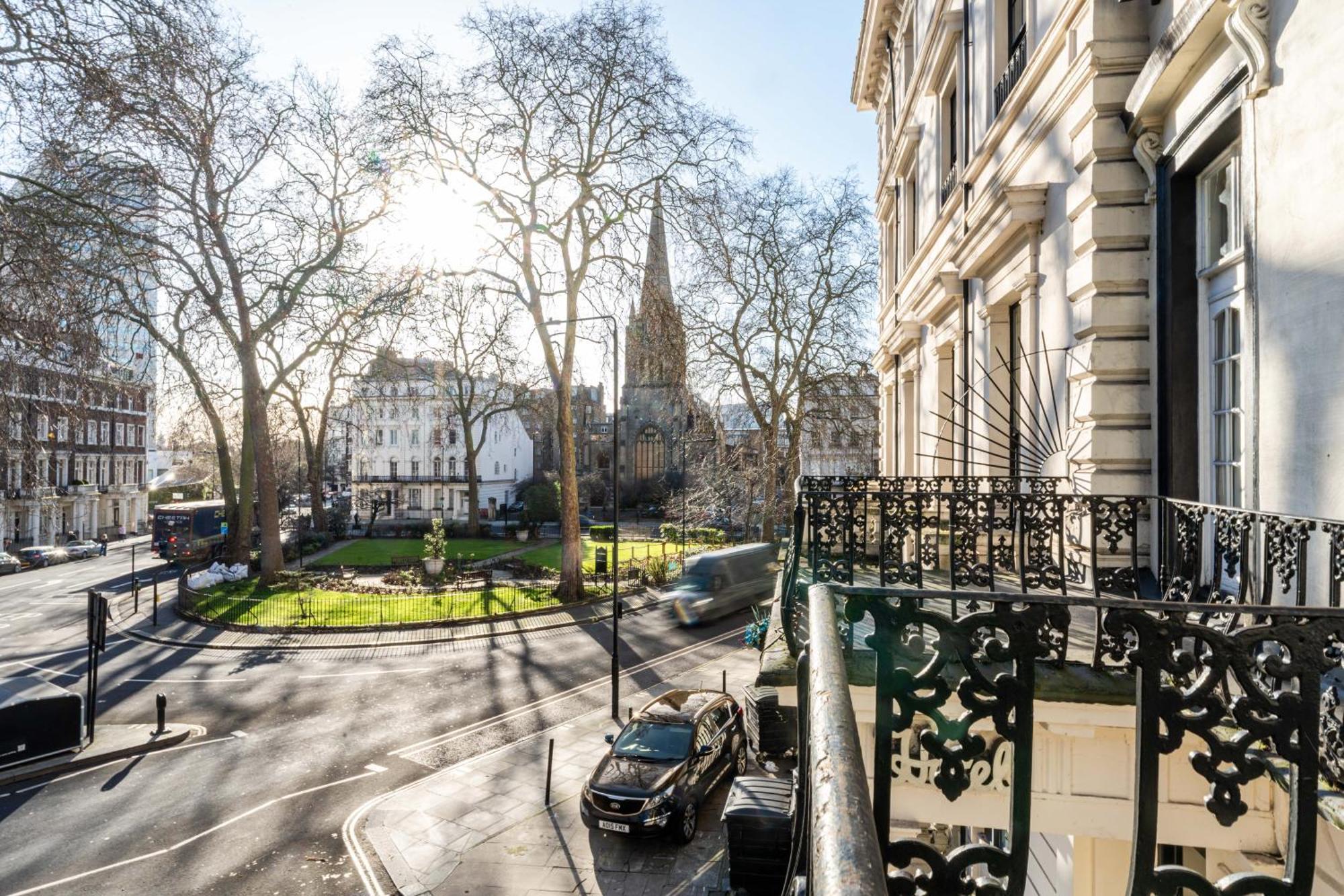 Hotel Lancaster Court London